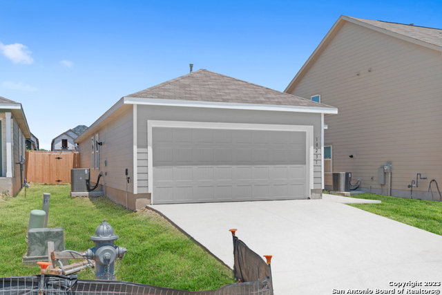 Image 2 of 20 For 10231 Asta Trail