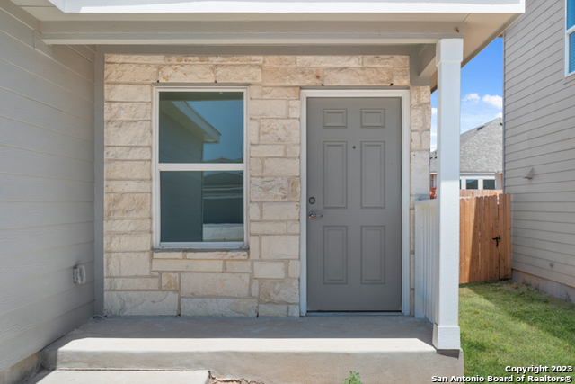 Image 4 of 20 For 10231 Asta Trail