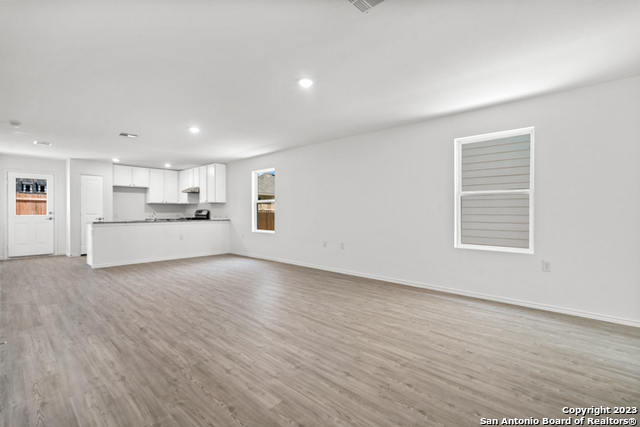 Image 6 of 20 For 10231 Asta Trail