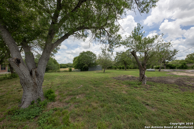 Image 18 of 28 For 901 Fm 1620  