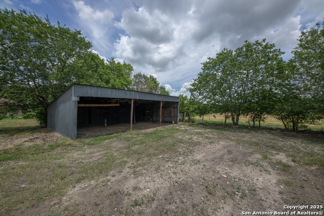 Image 20 of 28 For 901 Fm 1620  