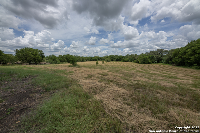 Image 24 of 28 For 901 Fm 1620  