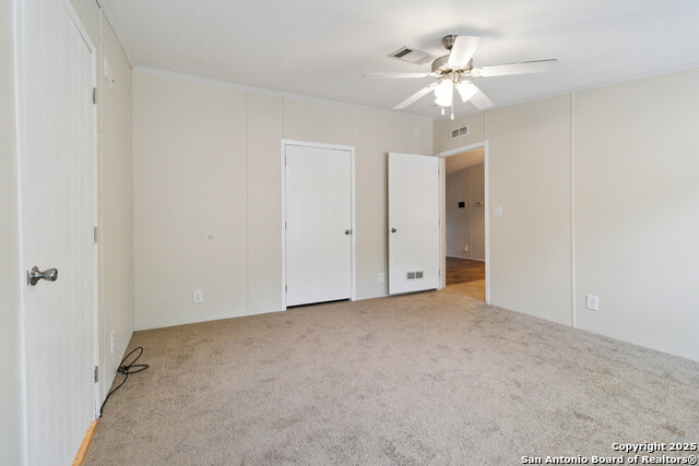 Listing photo id 18 for 279 Ute