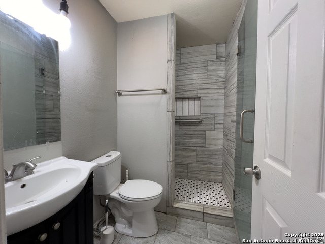 Image 11 of 14 For 4514 Longvale