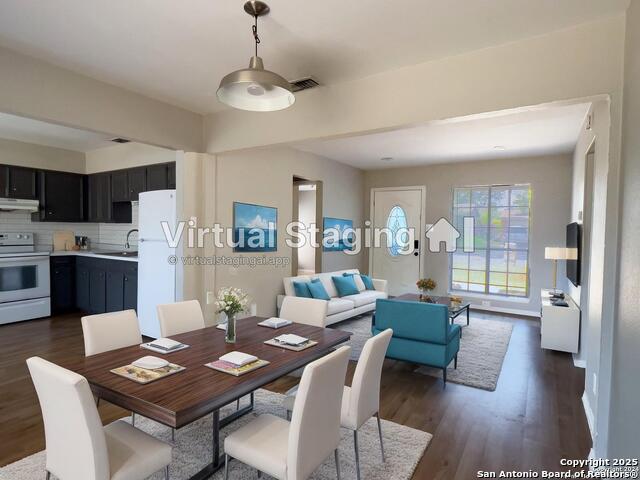 Image 2 of 14 For 4514 Longvale