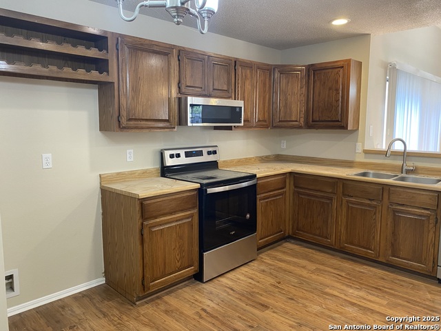 Image 13 of 22 For 4111 Camphor Way