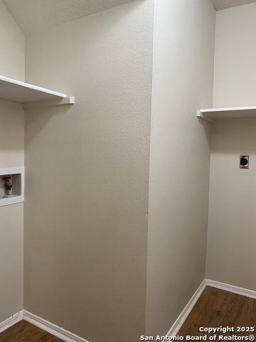 Image 14 of 22 For 4111 Camphor Way