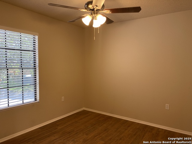 Image 16 of 22 For 4111 Camphor Way