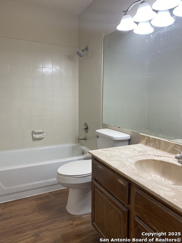 Image 18 of 22 For 4111 Camphor Way