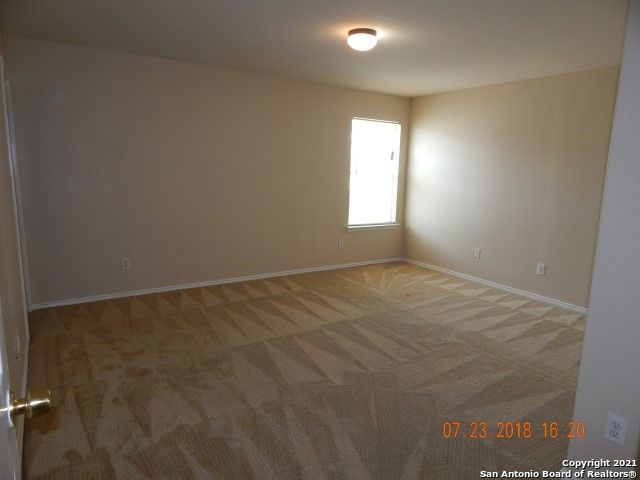 Image 15 of 24 For 7127 Comet Manor