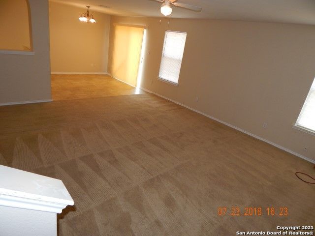 Image 20 of 24 For 7127 Comet Manor