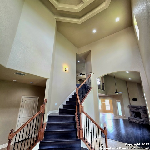Image 2 of 29 For 13700 Trailside Ln