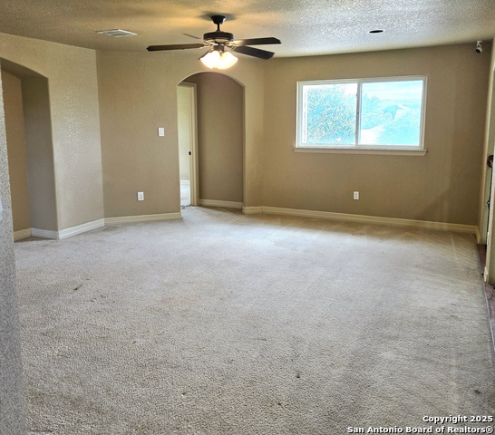 Image 21 of 29 For 13700 Trailside Ln