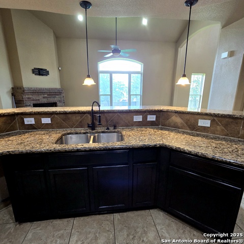 Image 9 of 29 For 13700 Trailside Ln