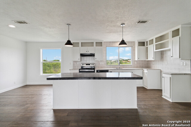 Listing photo id 8 for 176 County Road 4631