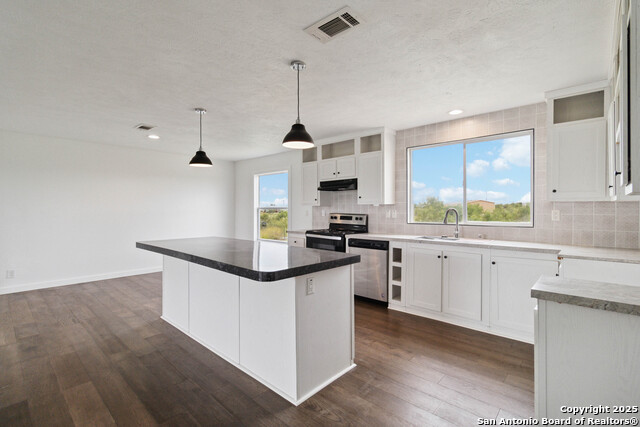 Listing photo id 9 for 176 County Road 4631