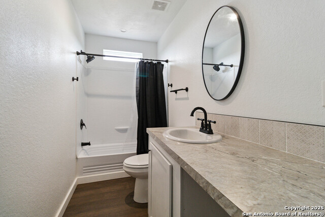 Listing photo id 21 for 176 County Road 4631