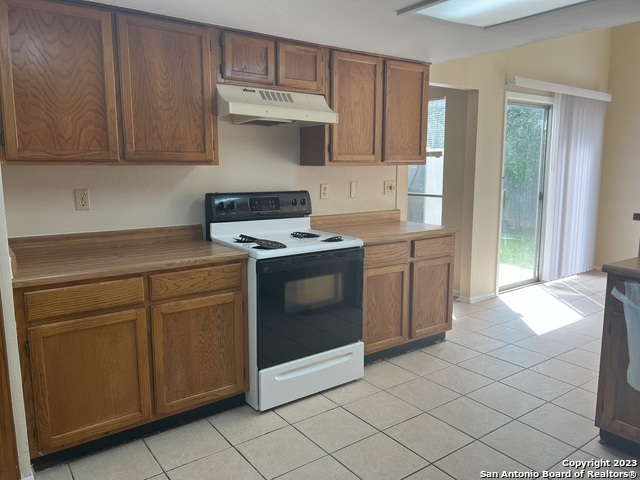 Image 10 of 26 For 5730 Spring Moon St