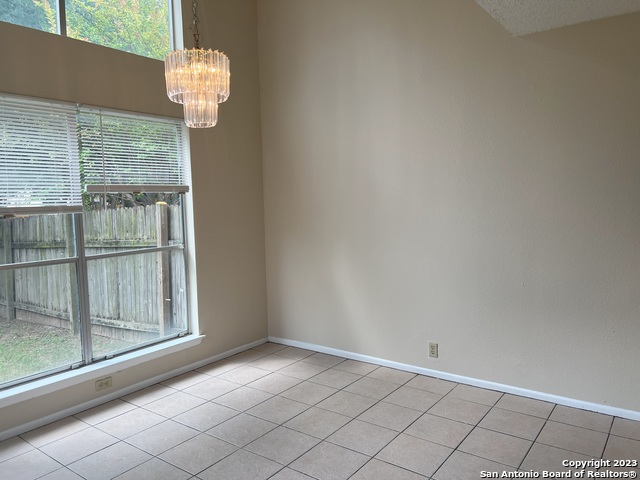Image 7 of 26 For 5730 Spring Moon St