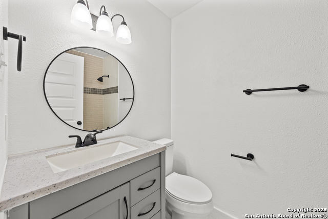 Image 17 of 25 For 4819 Tennyson Dr