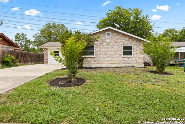Image 2 of 25 For 4819 Tennyson Dr