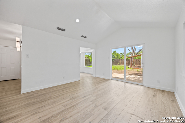 Image 6 of 25 For 4819 Tennyson Dr