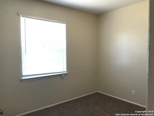 Image 10 of 22 For 5874 Castle Run Dr