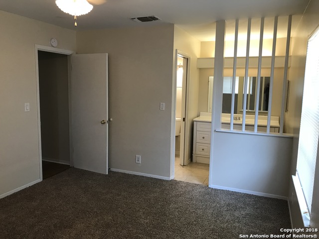 Image 19 of 22 For 5874 Castle Run Dr