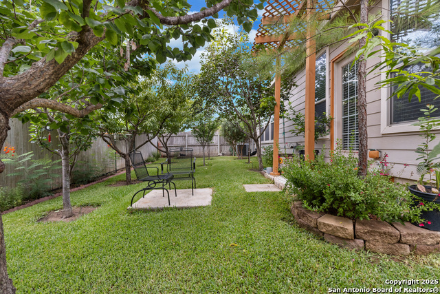 Image 25 of 34 For 3343 Uresti  