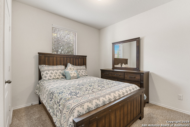 Image 8 of 34 For 3343 Uresti  
