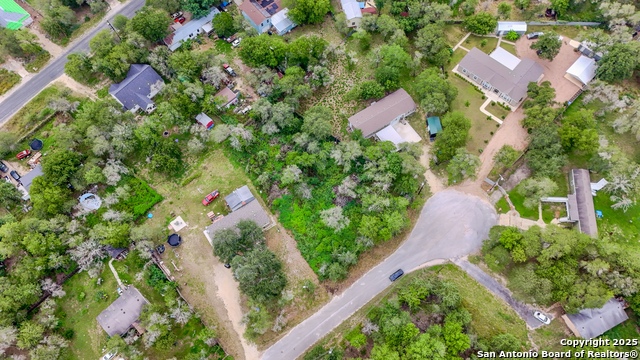 Listing photo id 14 for 23030 Dream View Dr