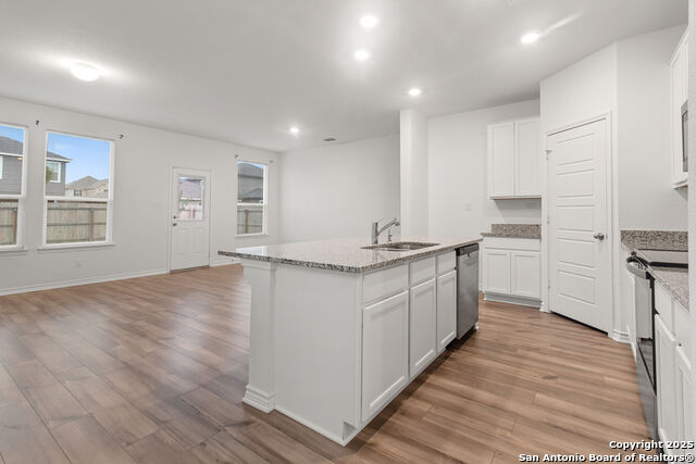 Image 3 of 18 For 9514 Hinterlands Dr