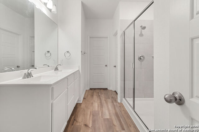 Image 9 of 18 For 9514 Hinterlands Dr