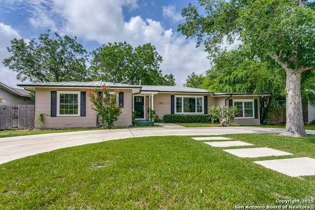 Details for 216 Lyman  , Terrell Hills, TX 78209