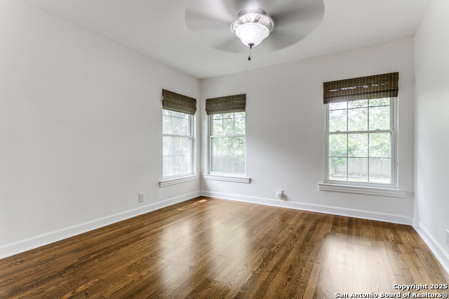 Image 17 of 24 For 216 Lyman  
