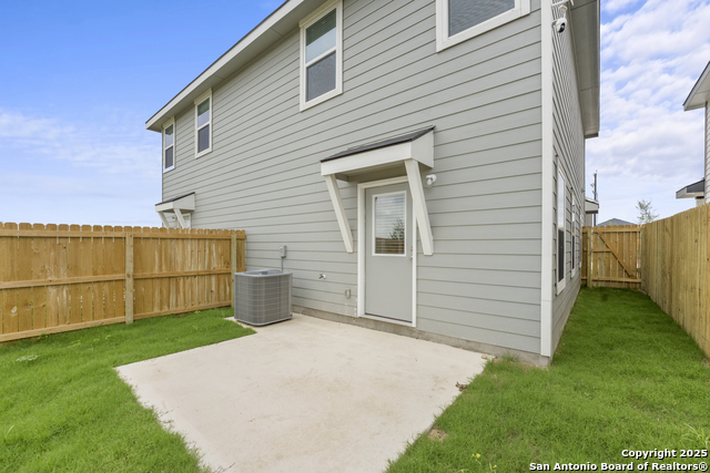 Listing photo id 5 for 8030 Dial Ike 501-5