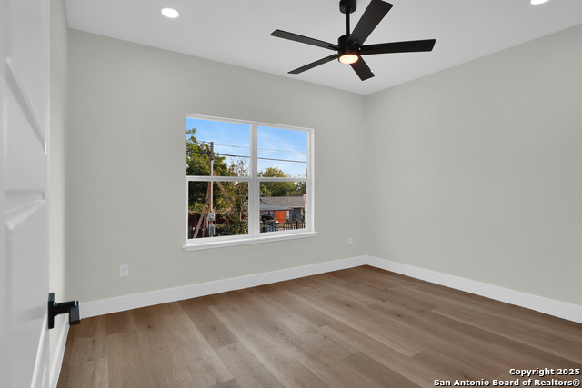 Image 6 of 22 For 4939 Driskill