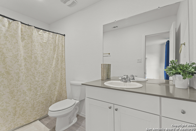 Image 23 of 32 For 7022 Serf Pl
