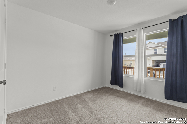Image 7 of 32 For 7022 Serf Pl