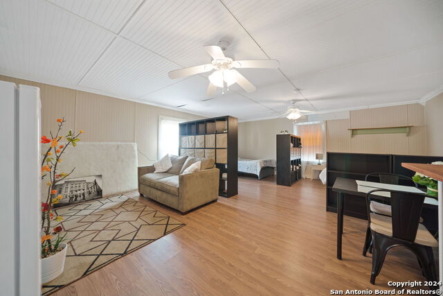 Image 30 of 61 For 1206 Haeckerville Rd
