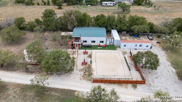 Image 37 of 61 For 1206 Haeckerville Rd