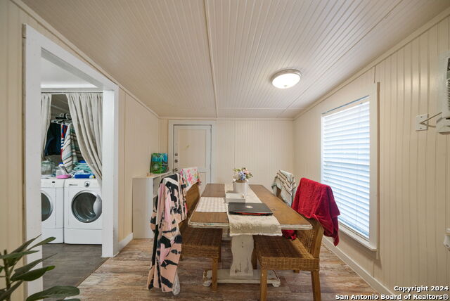 Image 54 of 61 For 1206 Haeckerville Rd