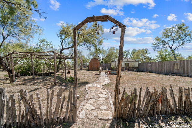 Image 8 of 61 For 1206 Haeckerville Rd