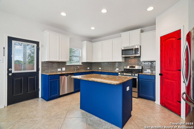 Image 11 of 46 For 9103 Quihi Way