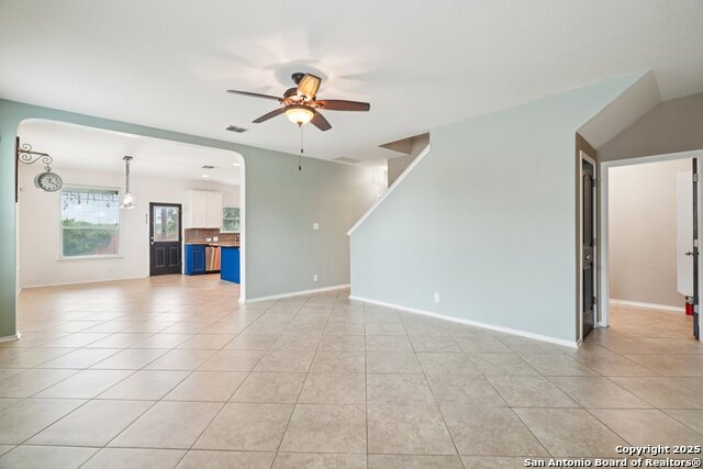 Image 19 of 46 For 9103 Quihi Way