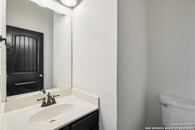 Image 36 of 46 For 9103 Quihi Way