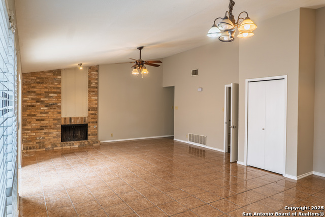 Image 4 of 16 For 13207 Larkwalk St