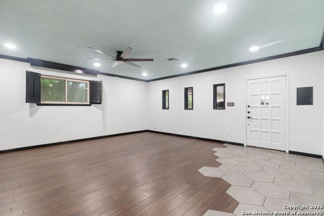 Image 12 of 19 For 28160 Windwood Drive East  1