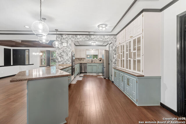 Image 6 of 19 For 28160 Windwood Drive East  1