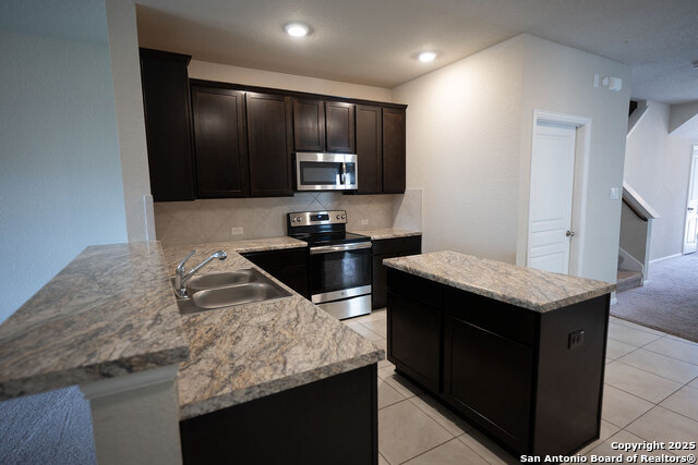 Image 6 of 29 For 7210 Archers Grove